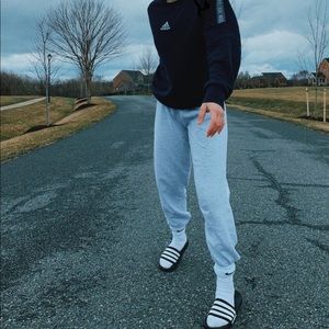 Meet your Posher, Lara